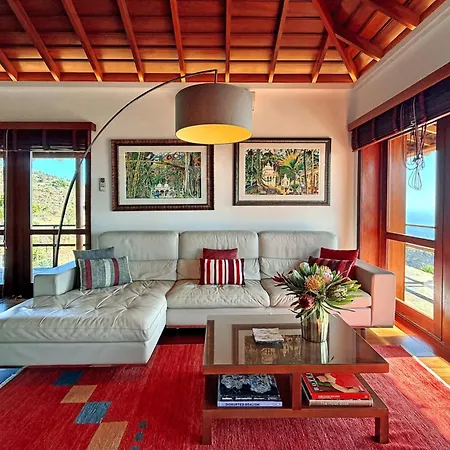 Lomo Felipe فيلة *